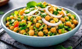 SALADA DE GRÃO-DE-BICO