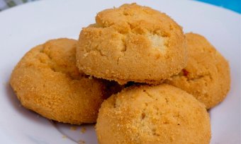 BISCOITO DE FUBÁ